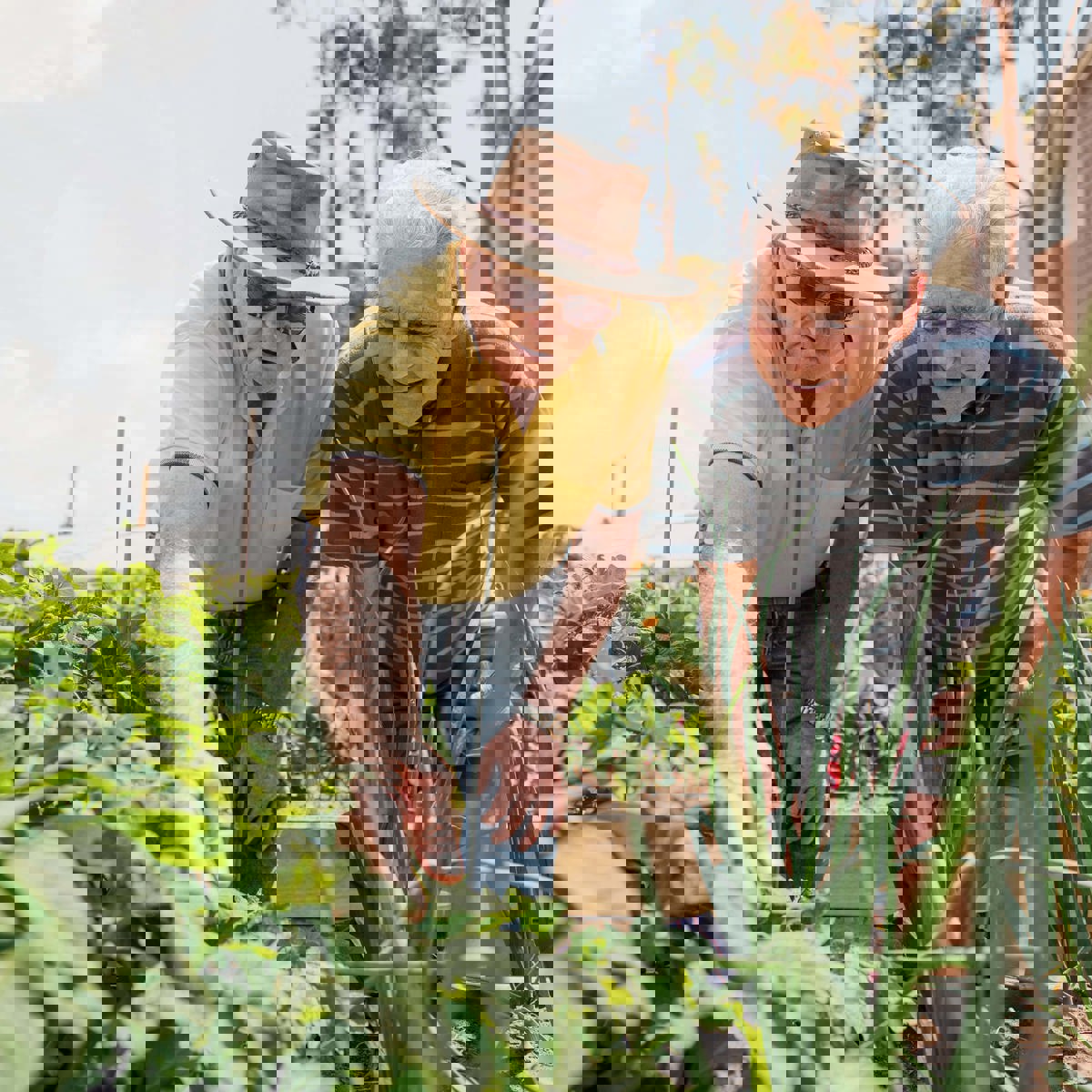 Males Gardening 1217406441 Copy